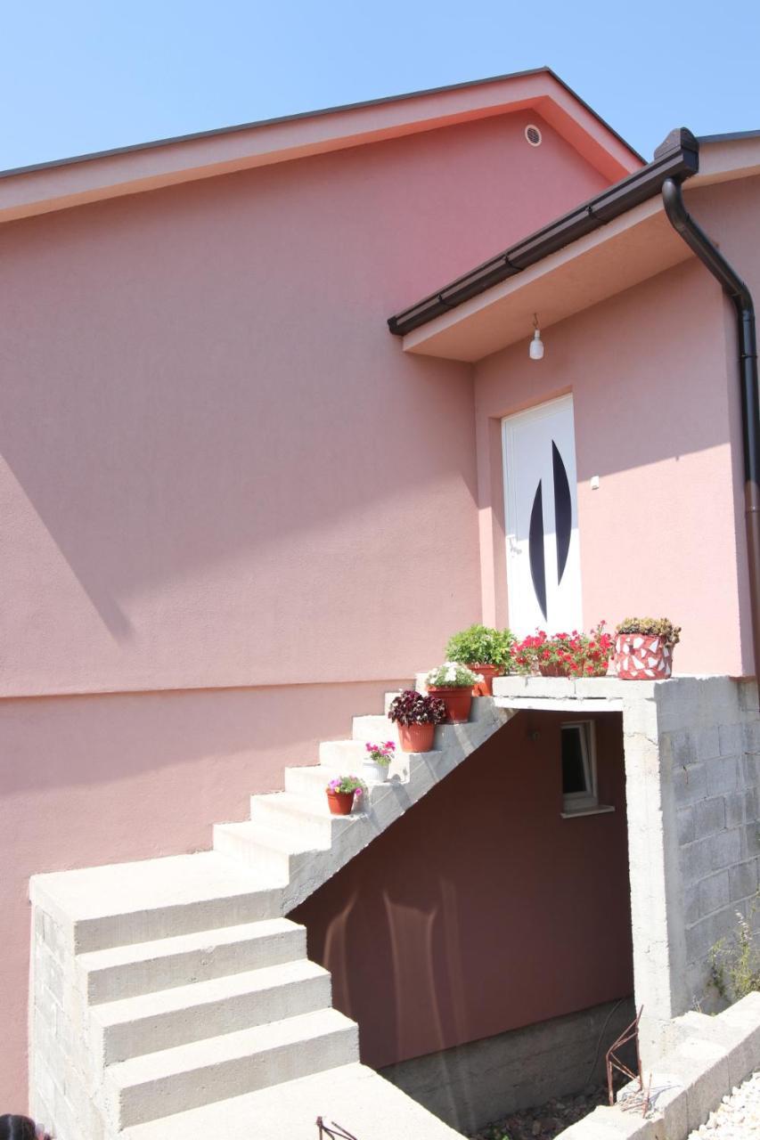 Skywalk House Villa โมสตาร์ ภายนอก รูปภาพ