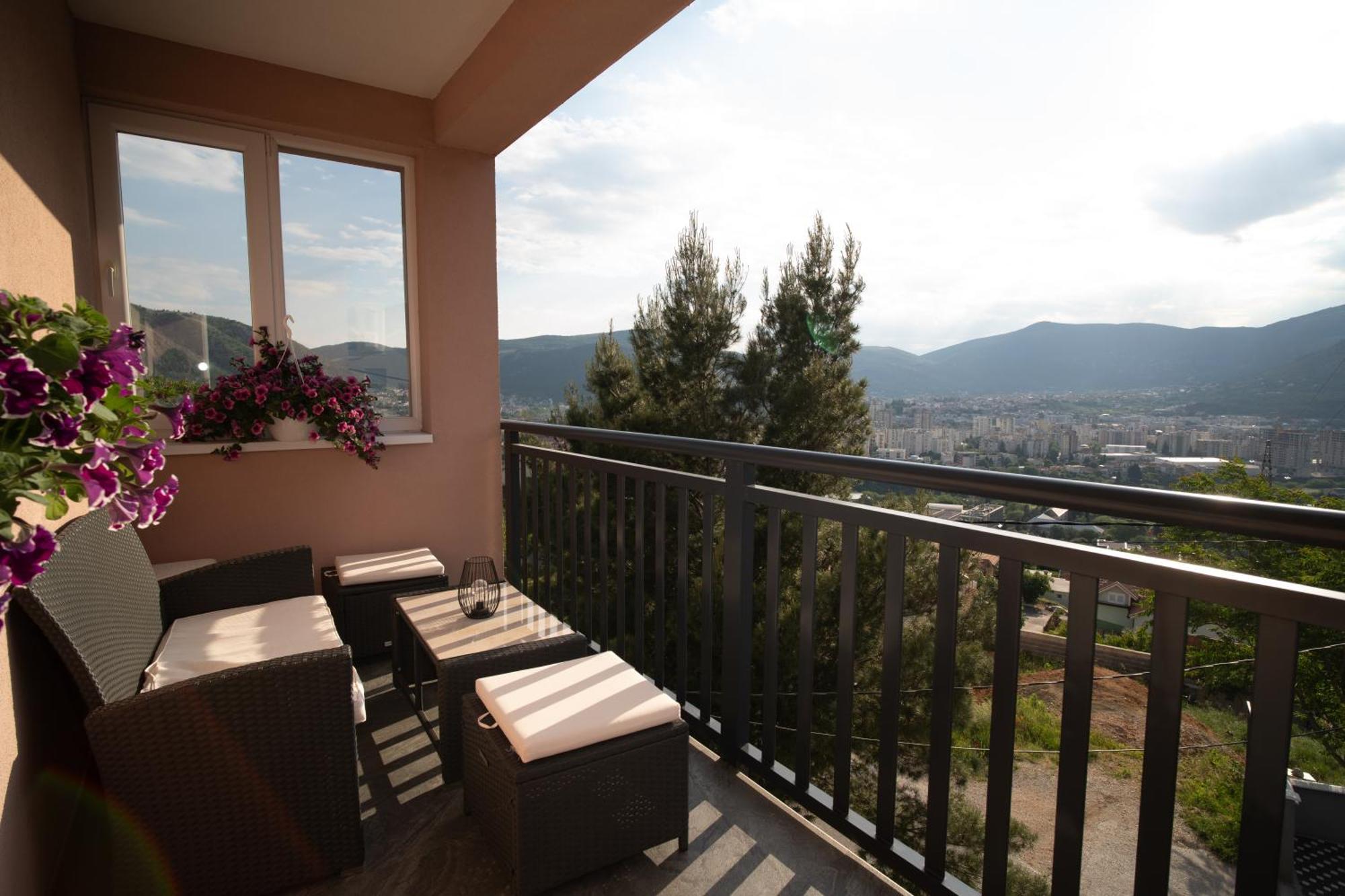 Skywalk House Villa โมสตาร์ ภายนอก รูปภาพ